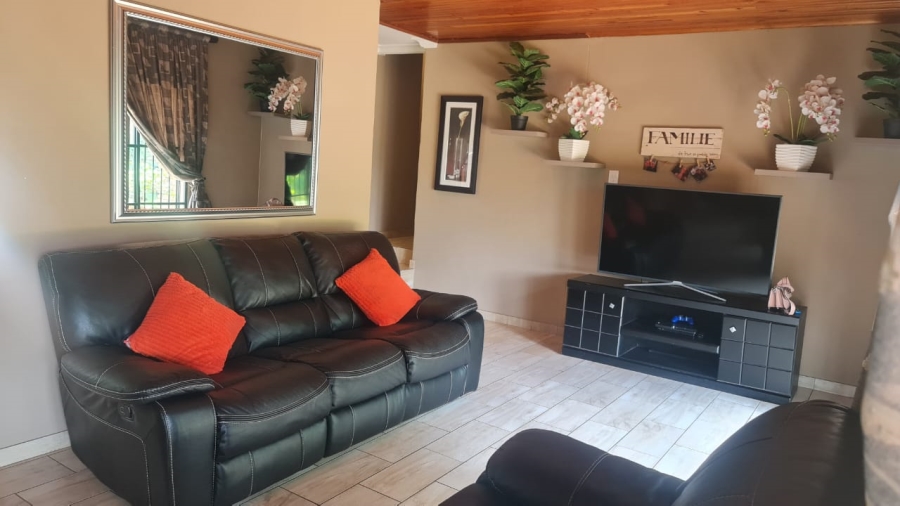 7 Bedroom Property for Sale in Cashan North West